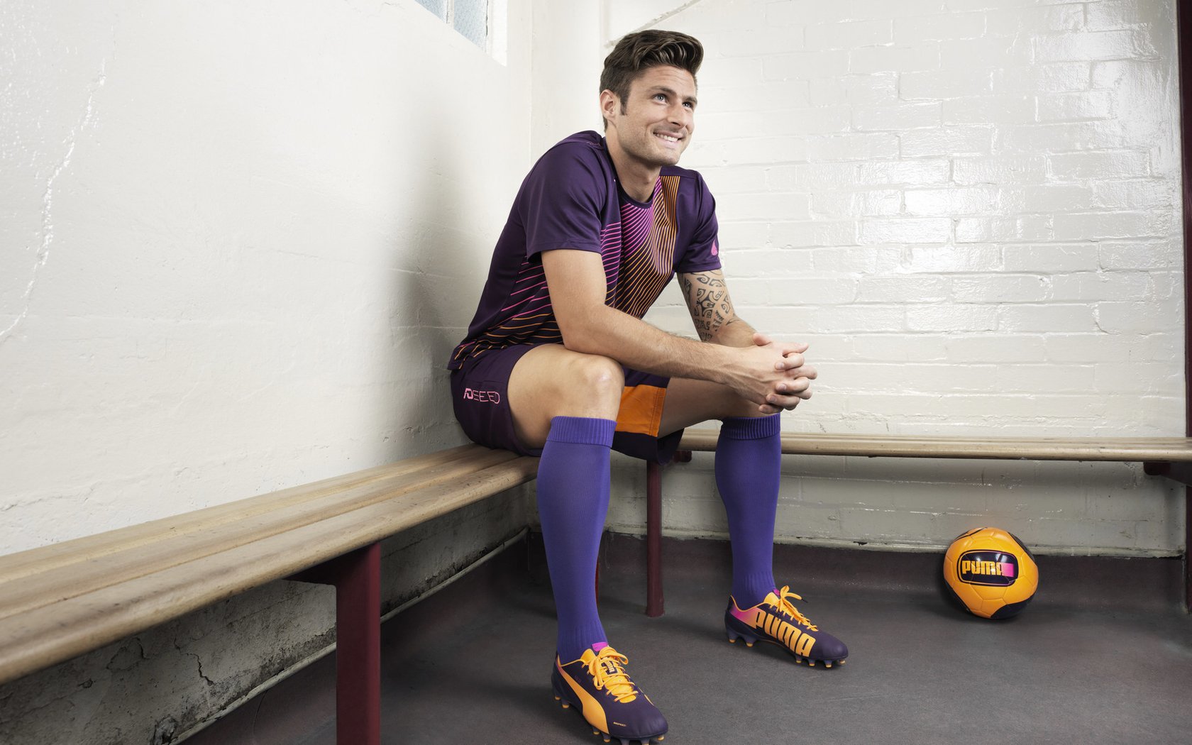 “青训营地举办技术大赛,发现潜力新星”,青训基地