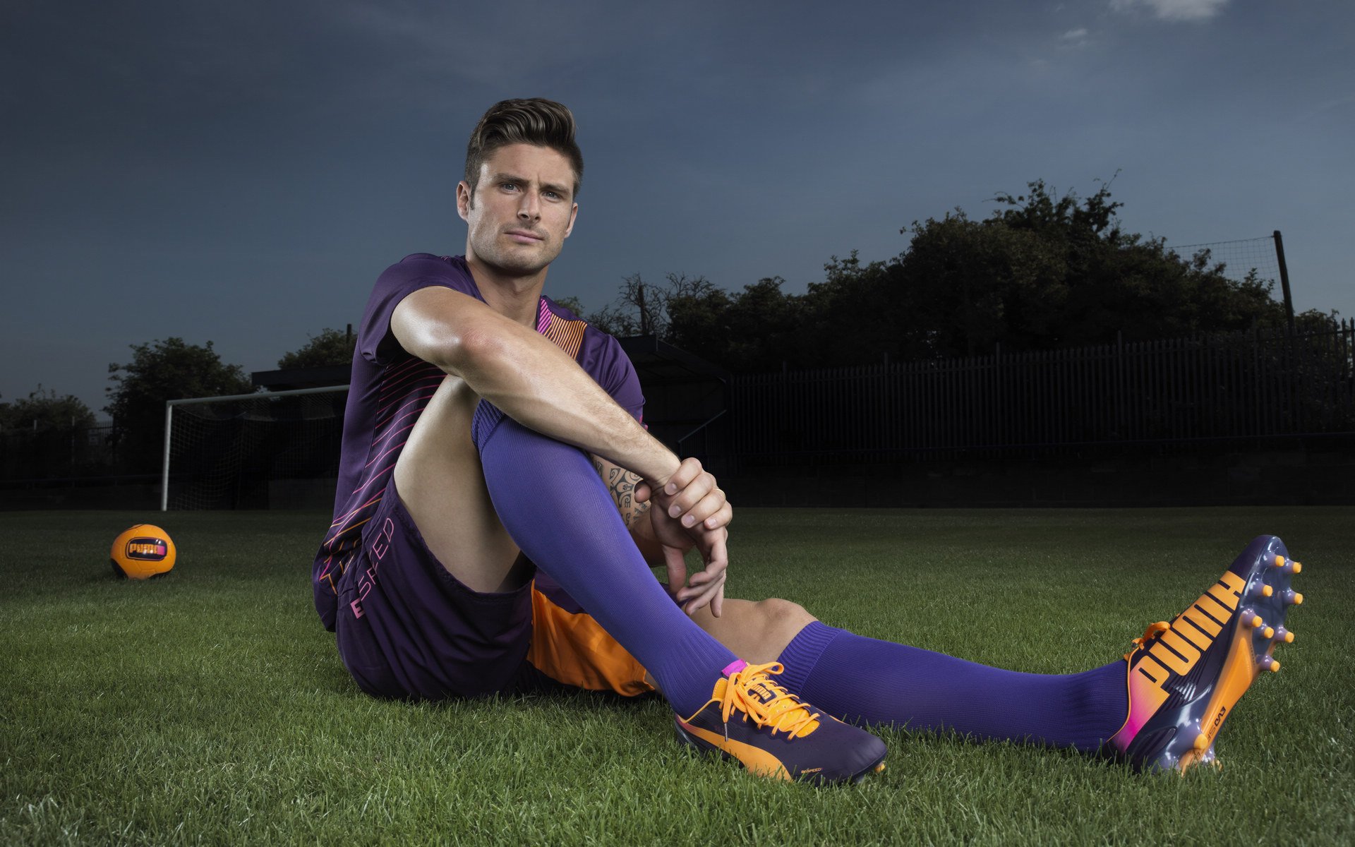 开云体育客服-高空秋千运动，俯瞰大地的极限体验，玩高空秋千的人 听上去忧伤